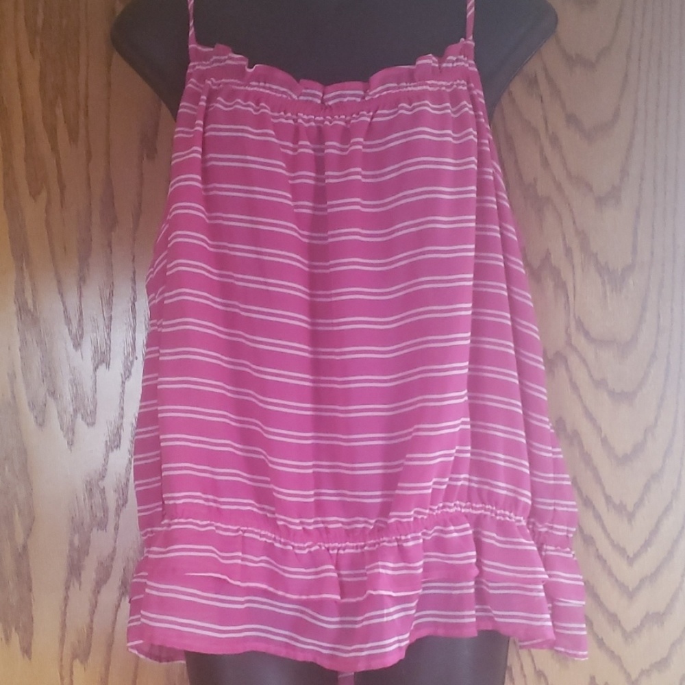 So cute Banama Republic blouse.